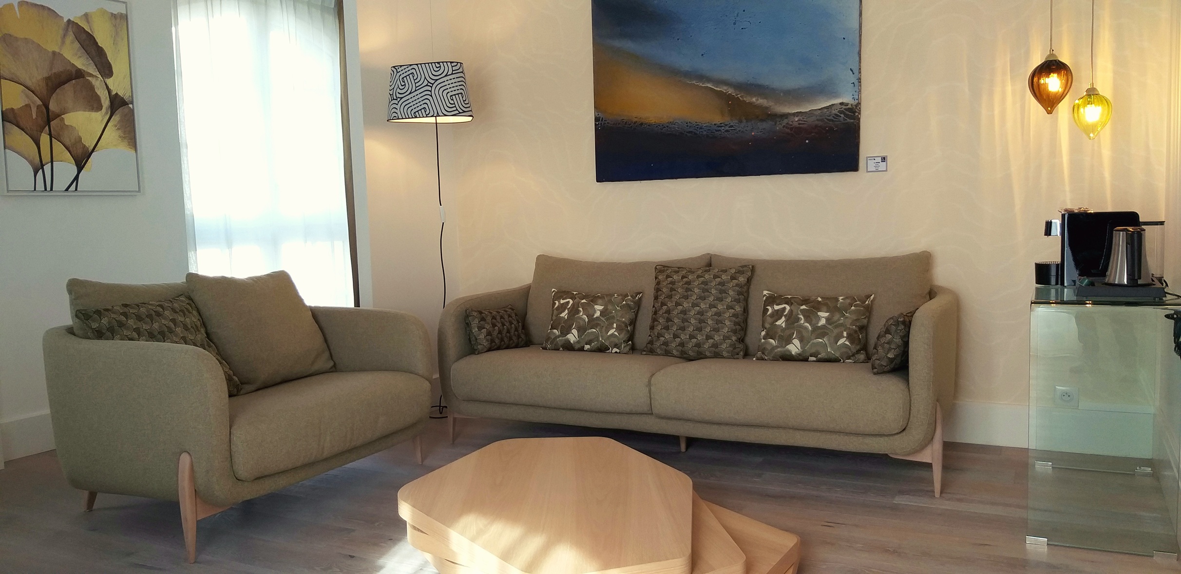 suite prestige salon.jpg